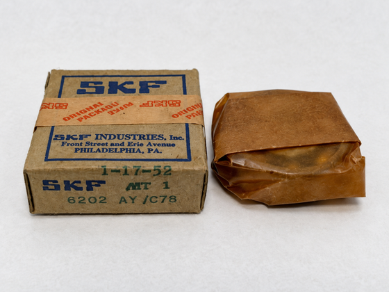SKF 1952 · 6202 AY/C78 - Vintage collector bearings - 17 × 40 × 12 mm